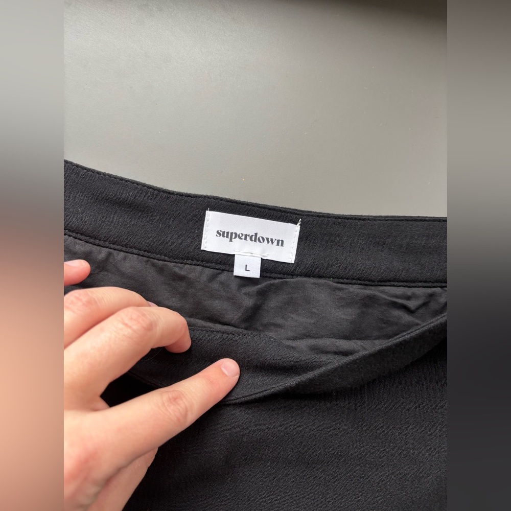 Superdown Ruffle Mini Skirt- Large - image 4